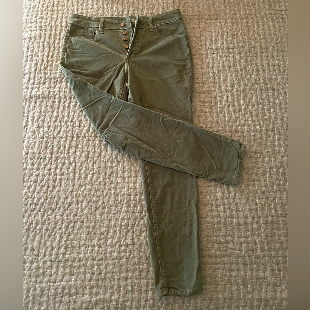 Universal Thread • Corduroy High-Rise Skinny Pants